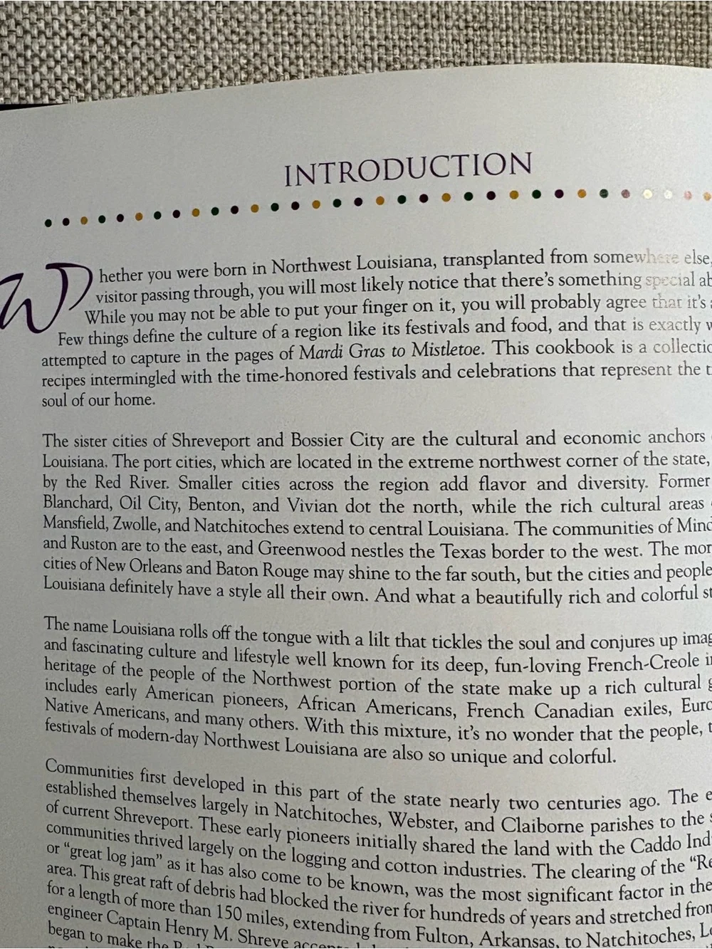 Mardi Gras to Mistletoe Junior League Hardcover Cajun Cookbook 2007
